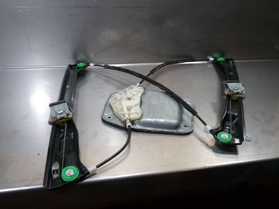 VW Golf 5 1.9 TDI vorne links 1K5837461B / 1K5 837 461 B ORIGINAL gebraucht - Fensterheber – Produktansicht 2