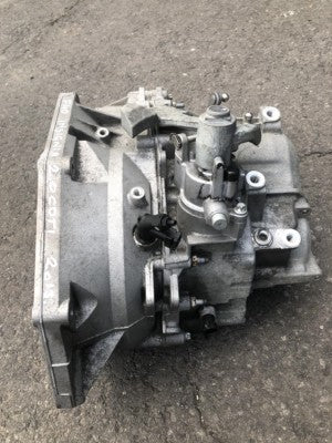 OPEL 2.0 CDTI F40 6 Gang Getriebe 94000 km A20DT A20DTE A20DTH * ORIGINAL gebraucht - INSIGNIA – Produktansicht 5
