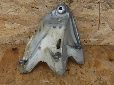 MB Crafter 2.0 CRTDI CKT Motorhalter Motorlager Motorstütze 03L199308A ORIGINAL gebraucht - Sprinter – Produktansicht 1