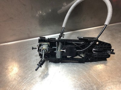 AUDI A3 S3 RS3 8V 2013 ORIGINAL gebraucht - 19 Front RightExterior Door Handle RHD BLACK – Produktansicht 2