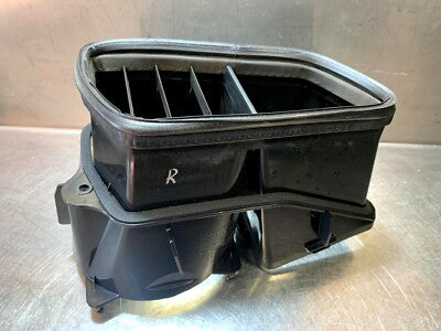 Porsche Boxster Cayman 981 Luftkanal Lufteinlass Luftführung rechts 98150465803 – Produktansicht 2
