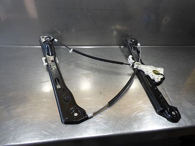 BMW 1 Series 116i SE E87 Fensterheber ohne Motor vorne links 7138465E – Produktansicht 1