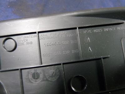 Renault Megane III Bj.:2009 Verkleidung Instrument rechts ORIGINAL gebraucht - 689200013R – Produktansicht 3