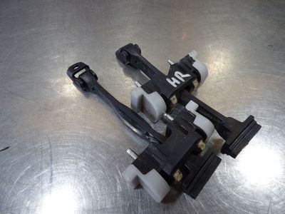 Opel Insignia 2.0 CDTI Türfangband paar hinten 13229106 – Produktansicht 1