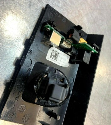 Porsche Panamera 970 Adapter USB ORIGINAL gebraucht - AUDIO ORIGINAL gebraucht - 12V schwarz ORIGINAL… – Produktansicht 2