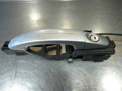 FORD FOCUS MK2 DRIVER SIDE DOOR HANDLE & BRACKET IN SILVER 2008 4M51- ORIGINAL gebraucht - A21978 – Produktansicht 1