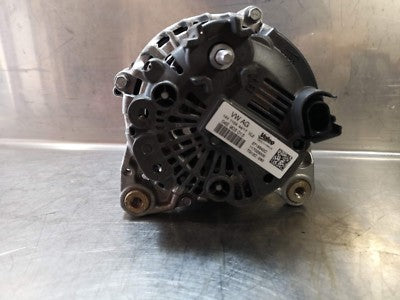 Audi Q2 1.4 TFSI Generator 04C903015 VW SKODA SEAT 110A VALEO ORIGINAL gebraucht - Lichtmaschine – Produktansicht 3