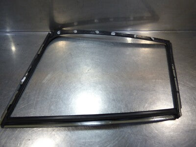Porsche Panamera 970 Dichtung Fensterdichtung Gummi hinten rechts 97053629600 – Produktansicht 2