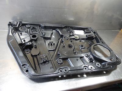 Mercedes-Benz A-Klasse W176 Fensterheber vorne links ohne Motor A1767200179 – Produktansicht 1
