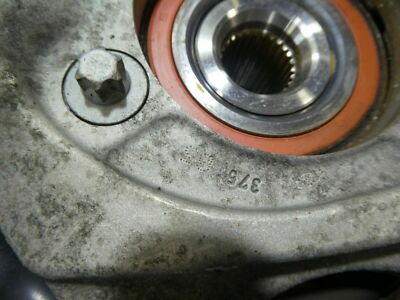 Original Mercedes W204 C Klasse Achsschenkel hinten Links mit handbremse – Produktansicht 3