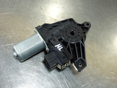 Mercedes C Klasse W205 S205 Fensterhebermotor H.L. A2059060301 Rear Window Motor – Produktansicht 1