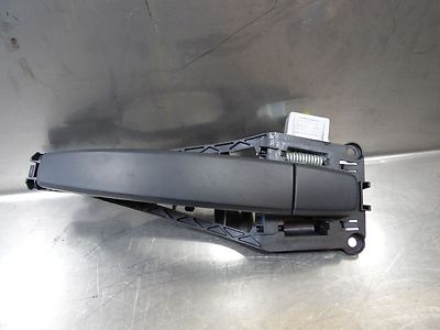 Opel Corsa D 1.2 Bj.:2011 Türgriff außen hinten links ORIGINAL gebraucht - 24463749 – Produktansicht 1
