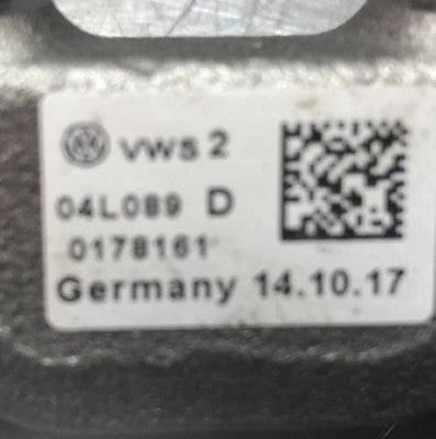 Audi A3 8V TDI Kraftstoffverteiler 04L089D VW SEAT SKODA ORIGINAL gebraucht - Einspritzleiste – Produktansicht 2