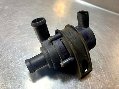 Porsche Panamera 970 4S Zusatzwasserpumpe Wasserpumpe 7L0965561L – Produktansicht 1