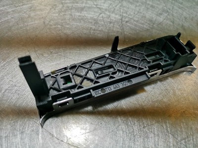 AUDI Q2 RHD GEAR SELECTOR DISPLAY 81C713463 3Q7 ORIGINAL gebraucht - AUTOMATIC – Produktansicht 2