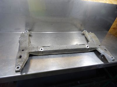 Porsche Boxster 986 2.7 Achsträger vorne 99634110115 / 996.341.101.15 – Produktansicht 1