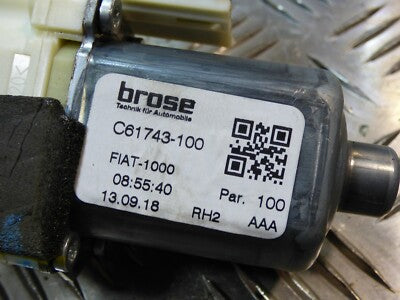 JEEP COMPASS II 2021 Orig Fensterheber Motor Vorne Rechts C61743-100 C37722-104 – Produktansicht 3