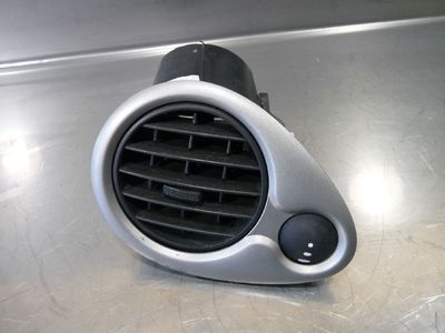 Renault Clio Bj.:2010 Luftdüse rechts 220407AN / 220407 AN ORIGINAL gebraucht - Initiale – Produktansicht 1