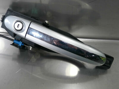 FORD MONDEO MK4 GIA DRIVER SIDE DOOR HANDLE & BRACKET IN SILVER 2008 – Produktansicht 3