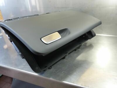 AUDI A5 8T A4 B8 2008-2012 BLACK GLOVE BOX 8K2857035B – Produktansicht 1