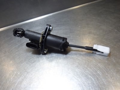 Audi A1 8X Original Kupplungsgeberzylinder Geberzylinder Kupplung 6R0721388A – Produktansicht 1