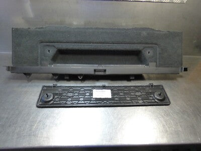 Porsche Panamera 970 Hinter Kofferraum Schlossabdeckung 97055125104 97055165100 – Produktansicht 2