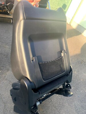 Jeep Grand Cherokee IV WK2 2015 Leder Sitze Vorne Links in schwarz TOP ZUSTAND ! – Produktansicht 7