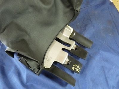 Audi A3 8P 3.2 V6 Lenkradabdeckung KOMPL. 8P0 880 225 S86 / 8P0880225 ORIGINAL gebraucht - Sportback – Produktansicht 2