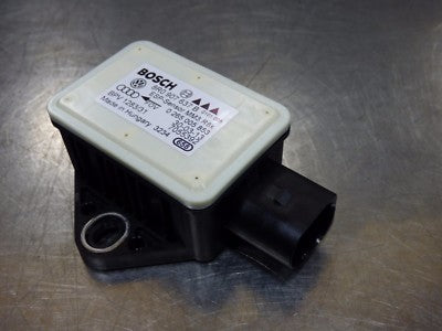 Audi A4 A5 Q5 ESP Sensor 8R0907637B Steuergerät gebraucht - Original – Produktansicht 1