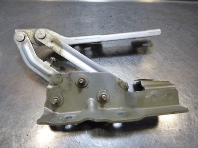 Opel Astra J Sports Tourer 1.7 CDTI Motorhaubenscharniere rechts ORIGINAL gebraucht - 20879203 – Produktansicht 1