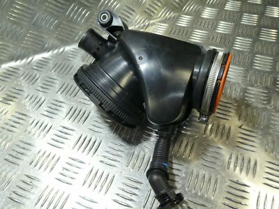 Mercedes W213 220 CDI 2018 Ansaugschlauch Ladeluft Resonator A6540904300 – Produktansicht 1