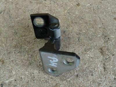 VW Golf 6 1.4 TSI Türscharnier hinten oben links / 1K9 833 401B ORIGINAL gebraucht - 1K9833401B – Produktansicht 1