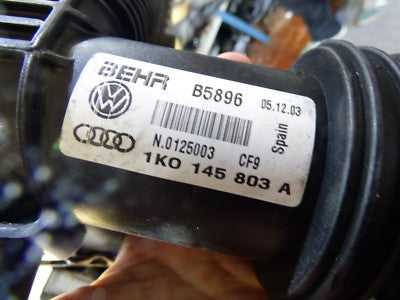 AUDI A3 8P VW 1.9 2.0 TDI Golf Passat Caddy III Touran Ladeluftkühler 1K0145803A – Produktansicht 3
