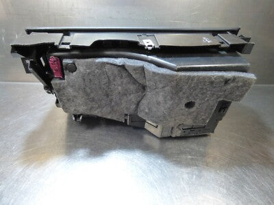 Mercedes GLC AMG W253 Dashboard Glovebox Compartment A2536800191 for RHD – Produktansicht 3