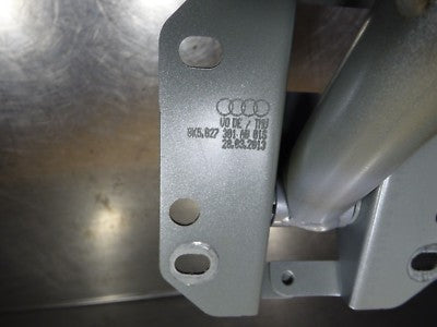 Audi A4 8K2 B8 Scharnier Klappenscharnier links 8K5827301AB ORIGINAL gebraucht - Heckklappe – Produktansicht 4