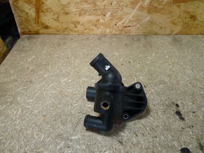 VW PASSAT 2.0 TDI Thermostatgehäuse / 03L 121 111 AE ORIGINAL gebraucht - 03L121111AE – Produktansicht 1