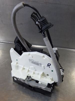 SEAT VW Türschloss vorne rechts 5K1837016E – Produktansicht 1