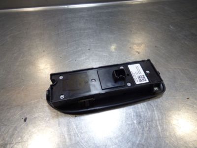 Ford C-Max 1.6 TDCI Fensterheberschalter 7M5T-14A132-AB / 7M5T14A132AB – Produktansicht 3