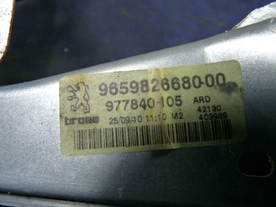 Peugeot 308 SR Bj.:2011 Fensterheber hinten rechts 9659826680 / 96598266 80 – Produktansicht 3