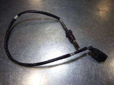 VW T5 T6 2.0 2.5 TDI Abgastemperatursensor Sensor Auspuffsonde 03L906088DC – Produktansicht 1