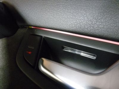 Audi A8 3.0 TDI Türverkleidung HR mit Steuergerät Türlicht u. H.tön. 4E0868066 – Produktansicht 3