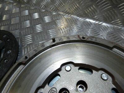 Peugeot Citroen 1.6 HDi Kupplung Satz Schwungrad ZweiMassenSchwungrad 9818024380 – Produktansicht 5