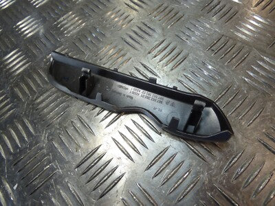 Porsche Boxster Cayman 987 MOULDING IN SILVER 987.552.382.01 * ORIGINAL gebraucht - DASHBOARD – Produktansicht 2