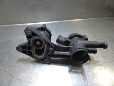 Seat Ibiza 1.4 TSI Thermostatgehäuse / 03C 121 026 S ORIGINAL gebraucht - 03C121026S – Produktansicht 3