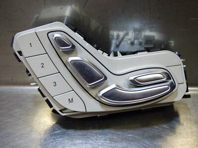 Mercedes GLC AMG W253 W205 Sitzschalter vorne links ORIGINAL gebraucht - A2059056651 – Produktansicht 1