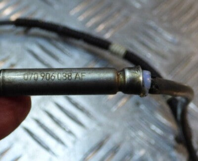 VW Transporter T5 2.5 TDI Temperatursensor Abgastemperaturgeber ORIGINAL gebraucht - 070906088AF – Produktansicht 2