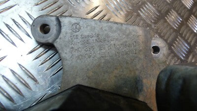 VW Transporter T5 2.5 TDI AXD BNZ Motorhalter 7H0399151H _ 7H0399151L – Produktansicht 3