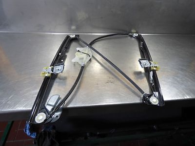 VW Caddy 2K Maxi 1.6 TDI Fensterheber vorne links 2K2837751 – Produktansicht 2