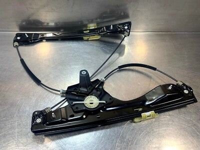 OPEL ASTRA K Original Fensterheber Mechanik vorne rechts GM 39142316 – Produktansicht 1