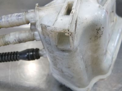 Opel Corsa D 1.4 Bremsflüssigkeitsbehälter / 0 204 051 244 ORIGINAL gebraucht - 0204051244 – Produktansicht 4